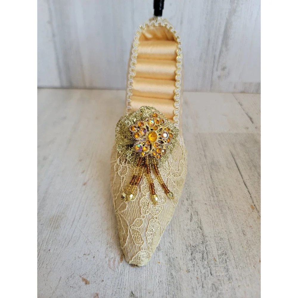 Victorian shoe jewelry accessory holder tree unique vintage home decor
